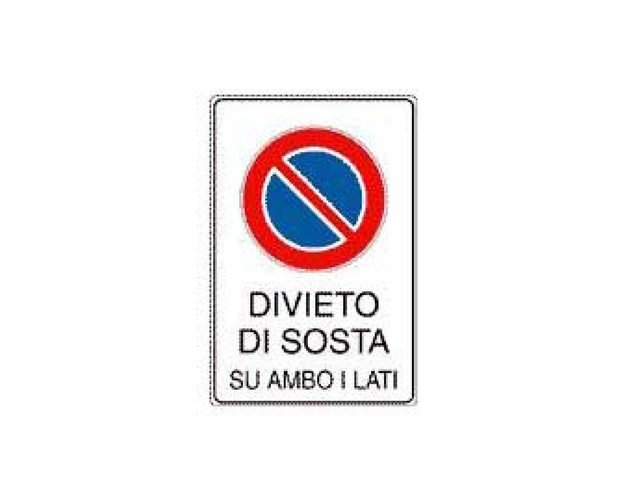 divieto di sosta ambo i lati